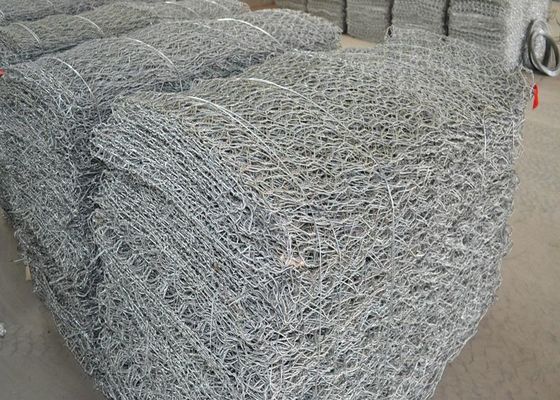 Os 100 x 100 milímetros pesados soldaram a rede de arame sextavada de aço inoxidável das cestas de Gabion