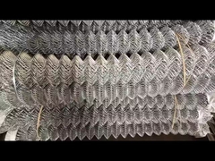 Fábrica Outlet Alta Qualidade Eco Amigável Sustentável Impermeável Chain Link Cercas para Cercas Desportivas