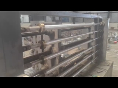 Caixas de Gavião Soldadas com Buracos Quadrados