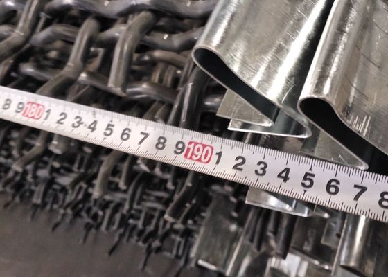 O aço carbono alto frisou o fio tecido Mesh Vibrating