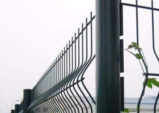 Recinto de malha de arame galvanizado revestido em PVC soldado 3D curvado