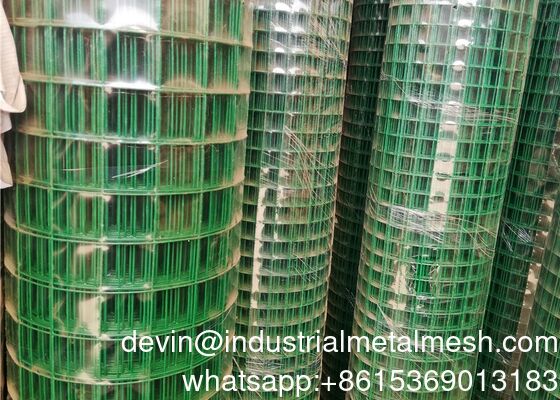 Malha de arame de ferro revestida de PVC eletrogalvanizado e galvanizado a quente em rolo e painéis