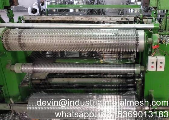 Rolo de malha de arame galvanizado soldado de 16 mm de diâmetro para criação de animais