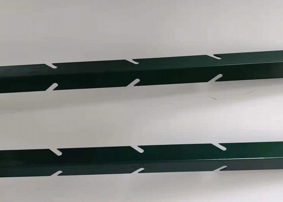 verde de aço suave do cargo do ângulo do ferro do comprimento 45x45x5mm de 2ft colorido para o exército