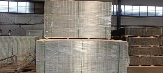 O furo retangular galvanizado soldou Mesh Panels/fio almofada 2,9 x 2,0 M Size