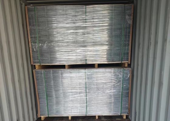 6" rede de arame soldada galvanizada de cerco do ferro 16 de X 6 calibre líquido
