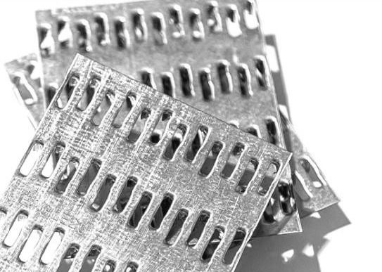 13.5mm comprimento de espinhos anti-split placa de metal de unhas 1mm resistente