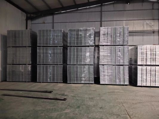 3.4mm Wire*15cm Mesh *1.22*2.44 Black Welded Wire Mesh Panel para o Canadá