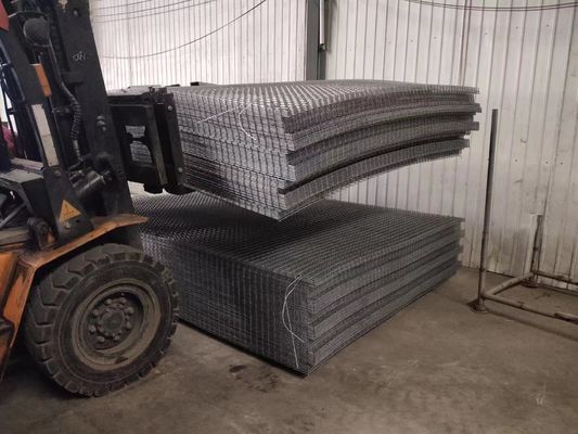 3.4mm Wire*15cm Mesh *1.22*2.44 Black Welded Wire Mesh Panel para o Canadá