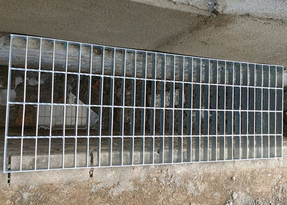 Grelha de malha de aço galvanizado soldado Grelha especial de aço para passarela de piso