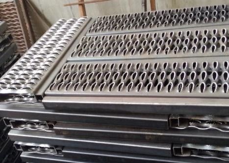 O ′ Diamond Hole Aluminum Galvanized Trench de /12 de 10 ′ raspa o comprimento padrão