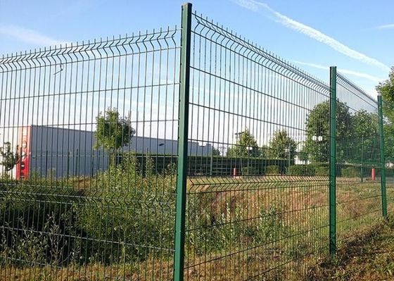 Cercas galvanizadas de painéis 3D Cercas de aço curvas 3D cercas de arame elétrico curvo cercas de arame elétrico V malha cercas de segurança
