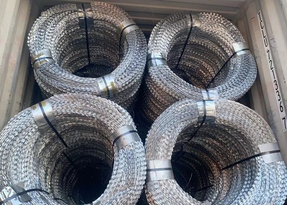 Bto-22 Arame farpado galvanizado a quente
