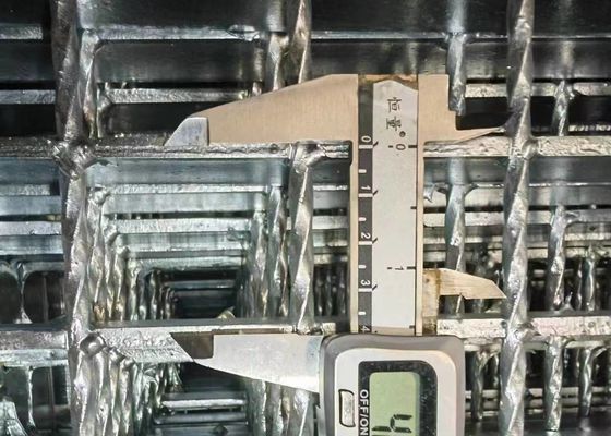 Material de construção Grelhas de aço inoxidável galvanizadas a quente para cobertura de fossa de drenagem