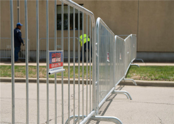 Barreira de segurança galvanizada do mergulho quente que cerca a resistência de corrosão 110x200cm da malha 250cm