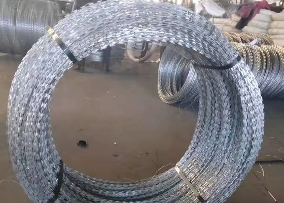 600mm HDG BTO-16 5 Grampos 100 Loops Fronteira Anti-Climbing Usando Container Razor Wire