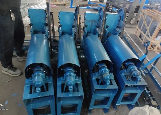 Máquina de fabricação de arame farpado comum de duplo fio 70 kg/hora