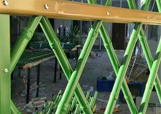 Imitação Bambú Parque do Rio Jardim vedação de proteção barranco segurança mangueira