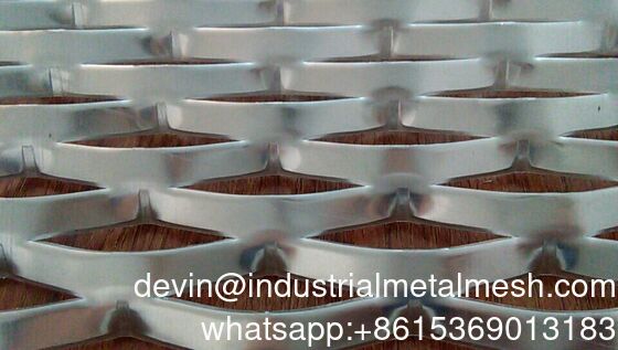 Malha expandida de alta resistência, para trabalhos pesados, achatada e resistente às intempéries para pisos de construção, degraus de escada, pisos de concreto, alvenaria e andaimes