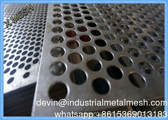 Metal Perfurado Personalizável para Projetos de Arte Únicos