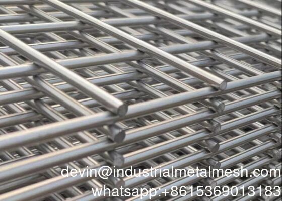 Painel de Malha de Arame Soldado de Aço de Baixo Carbono de 15 * 15 Cm para o Mercado Canadense