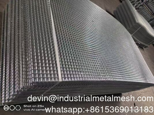 Painel de Malha Soldada Galvanizada Preta Preço de Fábrica Personalizado