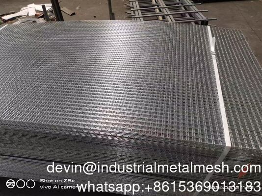Painel de Malha Soldada Galvanizada Preta Preço de Fábrica Personalizado