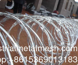 PVC aço inoxidável Concertina Razor Blade Barbed Wire Preço