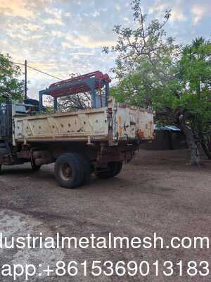 Equipamento de vedação de gado Máquina de fabricação de malhas de arame de aço Desenho de arame de aço Tipo normal Engrenagem de articulação de cadeia Máquina de fabricação de vedação de veado