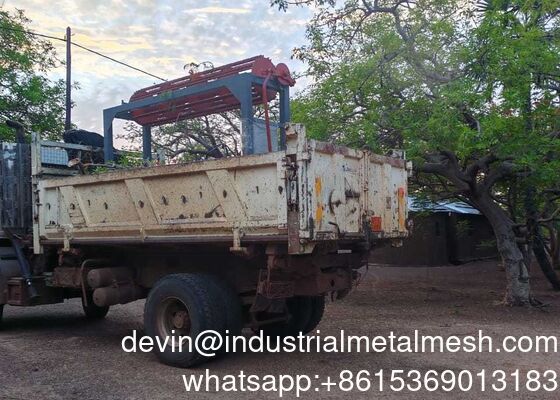 Equipamento de vedação de gado Máquina de fabricação de malhas de arame de aço Desenho de arame de aço Tipo normal Engrenagem de articulação de cadeia Máquina de fabricação de vedação de veado