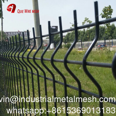 Easy to Assemble Anti-Corrosion Galvanized 3D Curved Welded Wire Mesh Fence Board for Garden