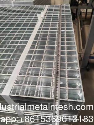 Fornecedor Soldadura Grelha de aço serrilhado China HDG Grelha de aço serrilhado