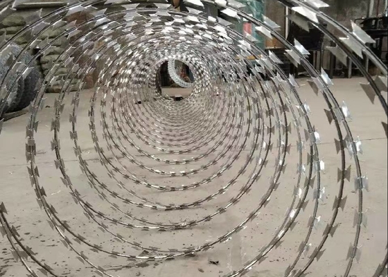 Arame farpado sanfona revestido de PVC galvanizado Aço inoxidável