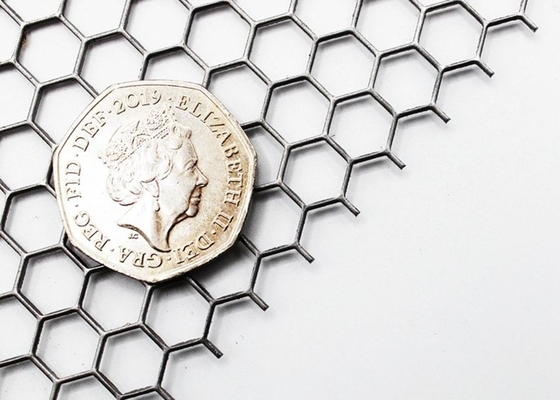 A folha sextavada do furo perfurou o metal Mesh Stainless Steel