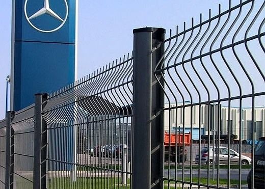 O pó revestiu a cerca curvada soldada Panel Heavy Gauge do metal aquece-se - tratado