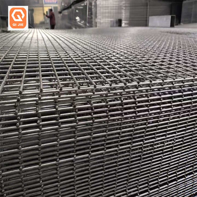 O PVC revestiu a cerca curvada 3D Panel Triangle Bending cerca medidores quadrados do >= 100