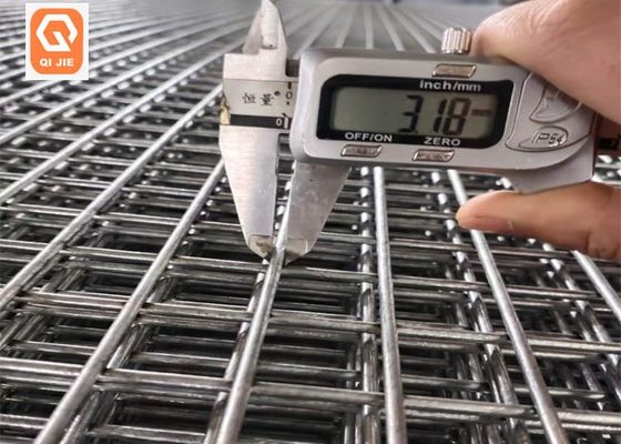 2.4mx5.8m Mesh Galvanised soldado de prata/Pvc revestiu