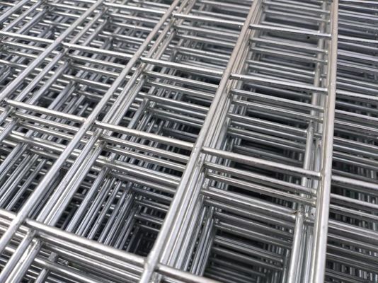 Folha soldada galvanizada elétrica da polegada da rede de arame 2x2 do ferro para o aquecimento de assoalho
