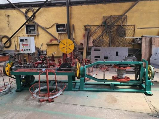 Máquina de fabricação de arame farpado comum de duplo fio 70 kg/hora