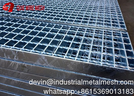 Grelha de aço galvanizado a quente Várias especificações Grelha de metal pesado Grelha de aço simples Tecido Soldado Técnica de malha personalizada