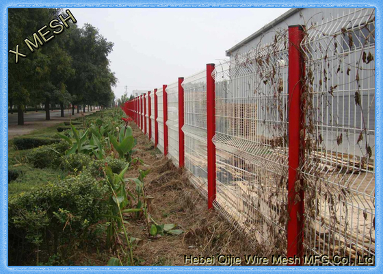 O PVC bonito revestiu a rede de arame curvada 3D do verde da cerca do metal que cerca para a estrada