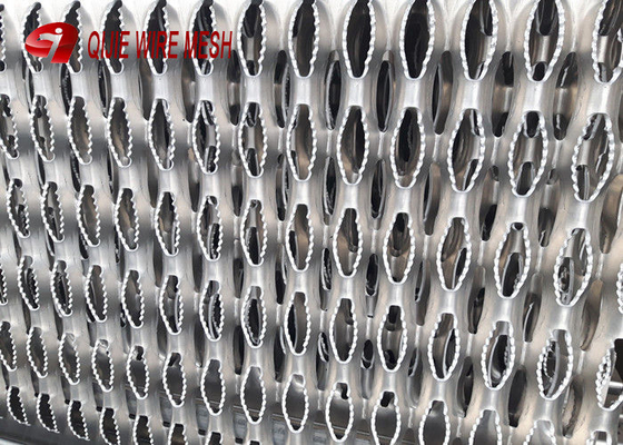 Passagem grating do suporte perfurado do aperto da malha do metal SS304 para a prova da oxidação da construção