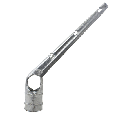 Braços de extensão galvanizados de Fittings Barbed Wire da cerca do elo de corrente