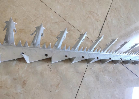 comprimento de 1m grande - parede galvanizada mergulhada quente feita sob medida Spike For Security da escalada do GV anti