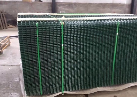 O pêssego do perímetro de segurança do jardim dá forma à cerca curvada 1.8m do metal do cargo
